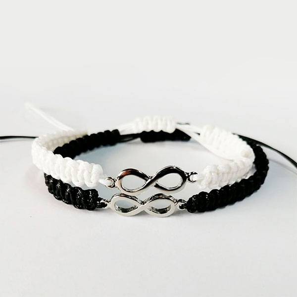 PULSERAS CON INFINITY - NEGRO / BLANCO